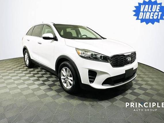 KIA SORENTO 2019 5XYPG4A57KG558906 image