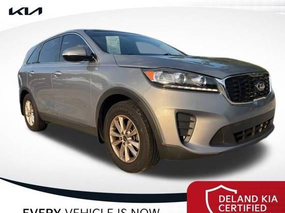KIA SORENTO 2019 5XYPG4A39KG596832 image