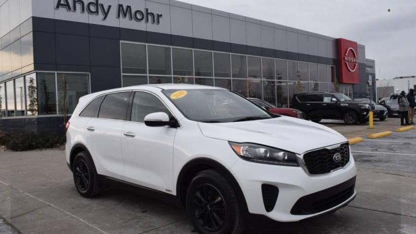 KIA SORENTO 2019 5XYPGDA57KG481230 image