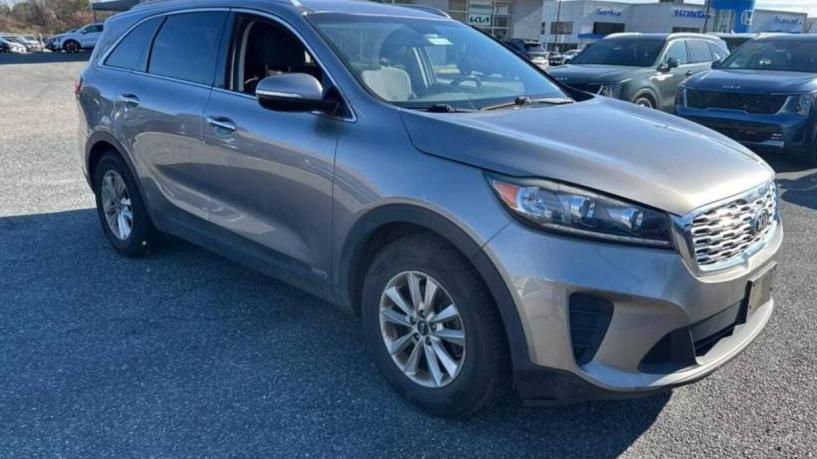 KIA SORENTO 2019 5XYPGDA36KG438965 image