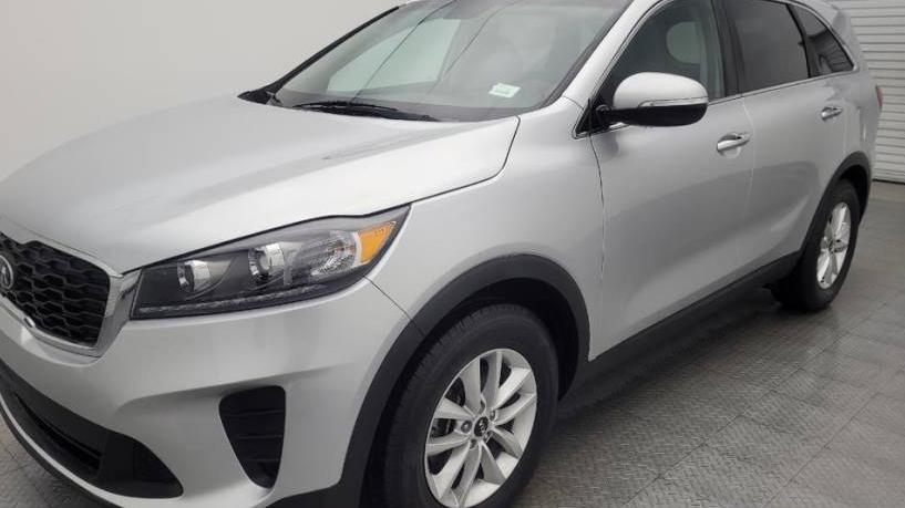 KIA SORENTO 2019 5XYPG4A33KG595434 image