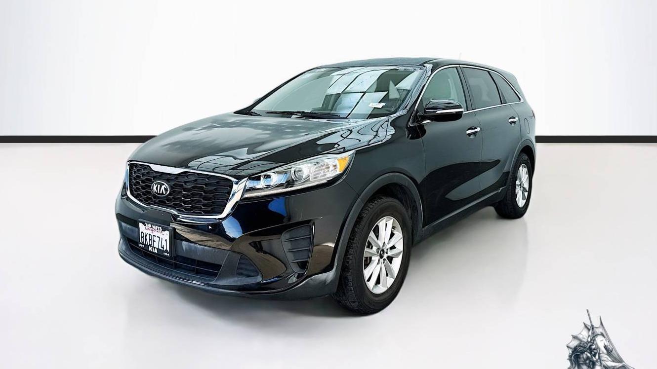 KIA SORENTO 2019 5XYPG4A3XKG523551 image