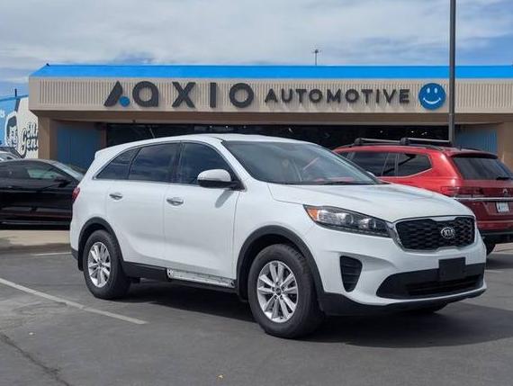 KIA SORENTO 2019 5XYPG4A32KG513385 image KIA SORENTO 2019 5XYPG4A32KG513385 image