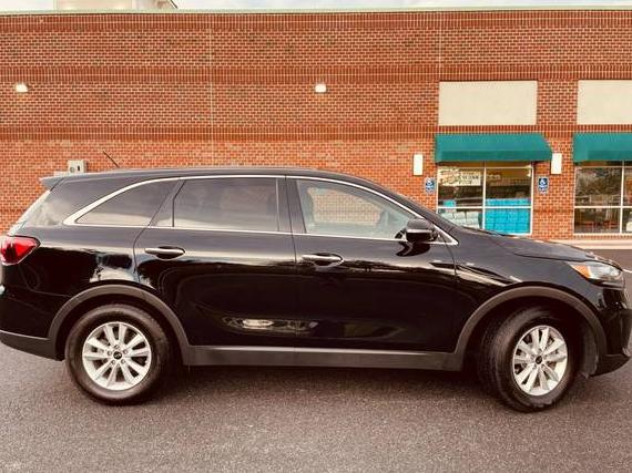 KIA SORENTO 2019 5XYPG4A30KG512767 image