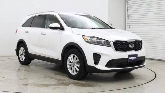 KIA SORENTO 2019 5XYPGDA35KG520606 image