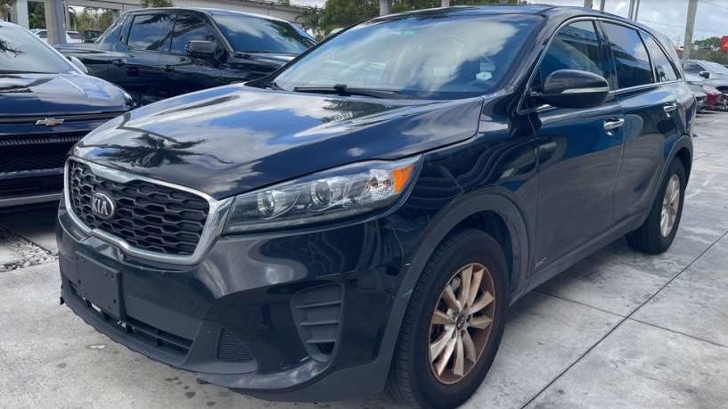 KIA SORENTO 2019 5XYPGDA30KG473033 image