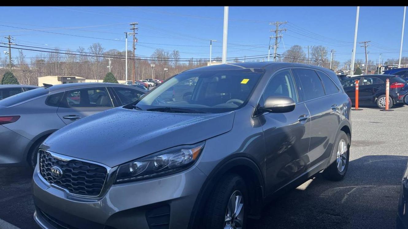 KIA SORENTO 2019 5XYPG4A32KG475771 image