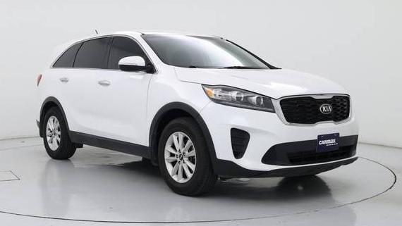 KIA SORENTO 2019 5XYPG4A30KG555019 image