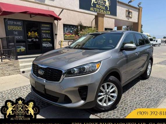 KIA SORENTO 2019 5XYPG4A31KG528430 image