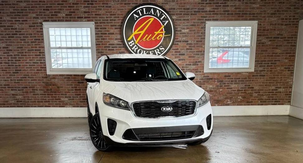 KIA SORENTO 2019 5XYPGDA55KG479900 image