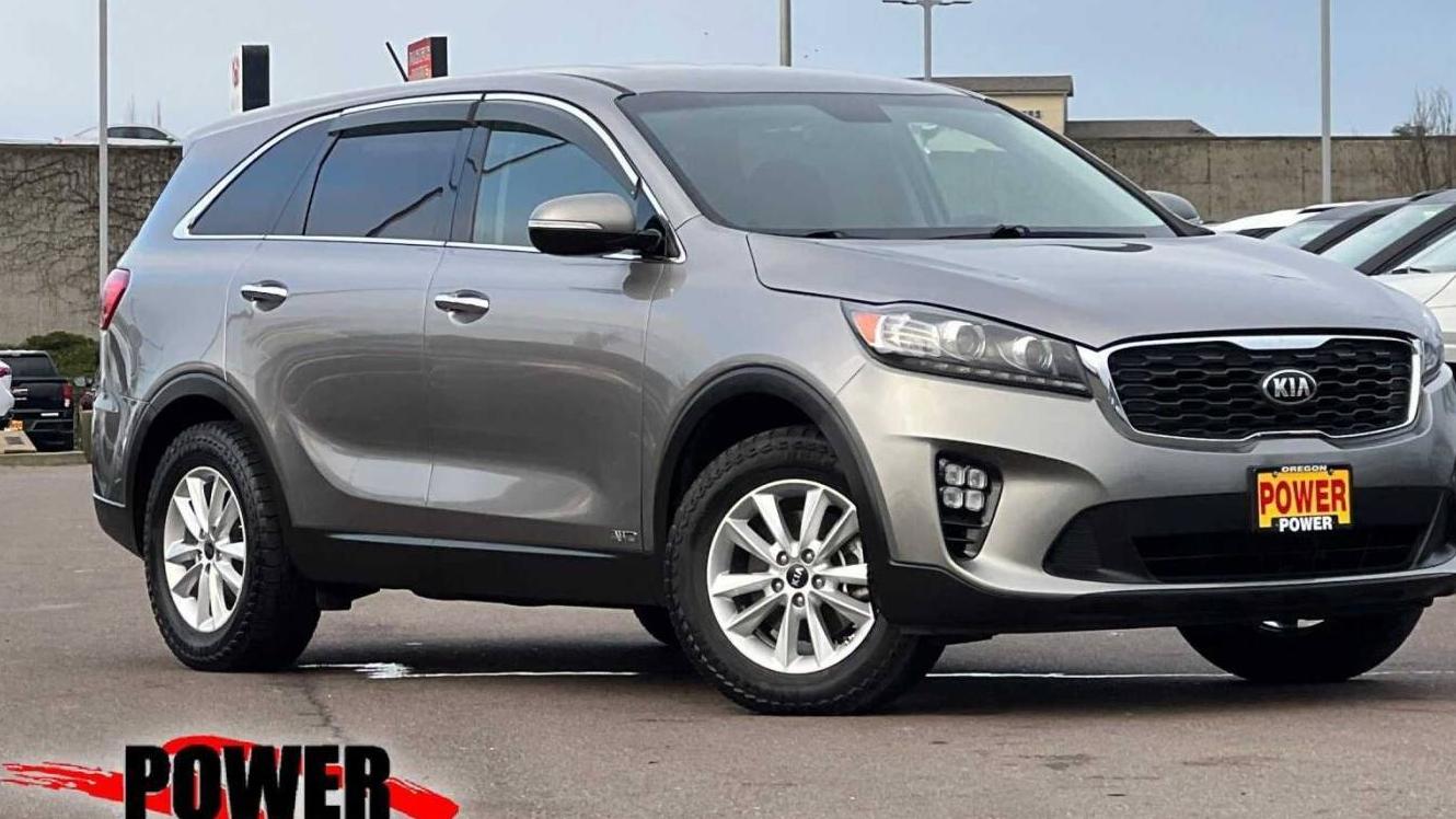 KIA SORENTO 2019 5XYPGDA5XKG463417 image