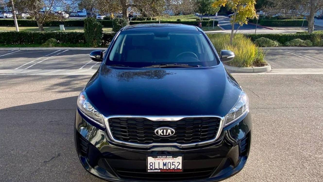 KIA SORENTO 2019 5XYPG4A31KG568961 image