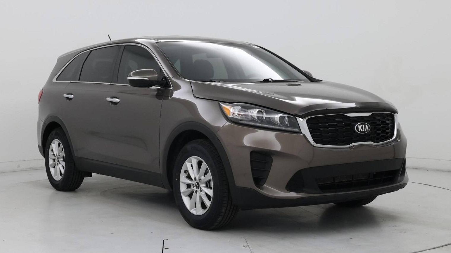 KIA SORENTO 2019 5XYPG4A36KG437721 image