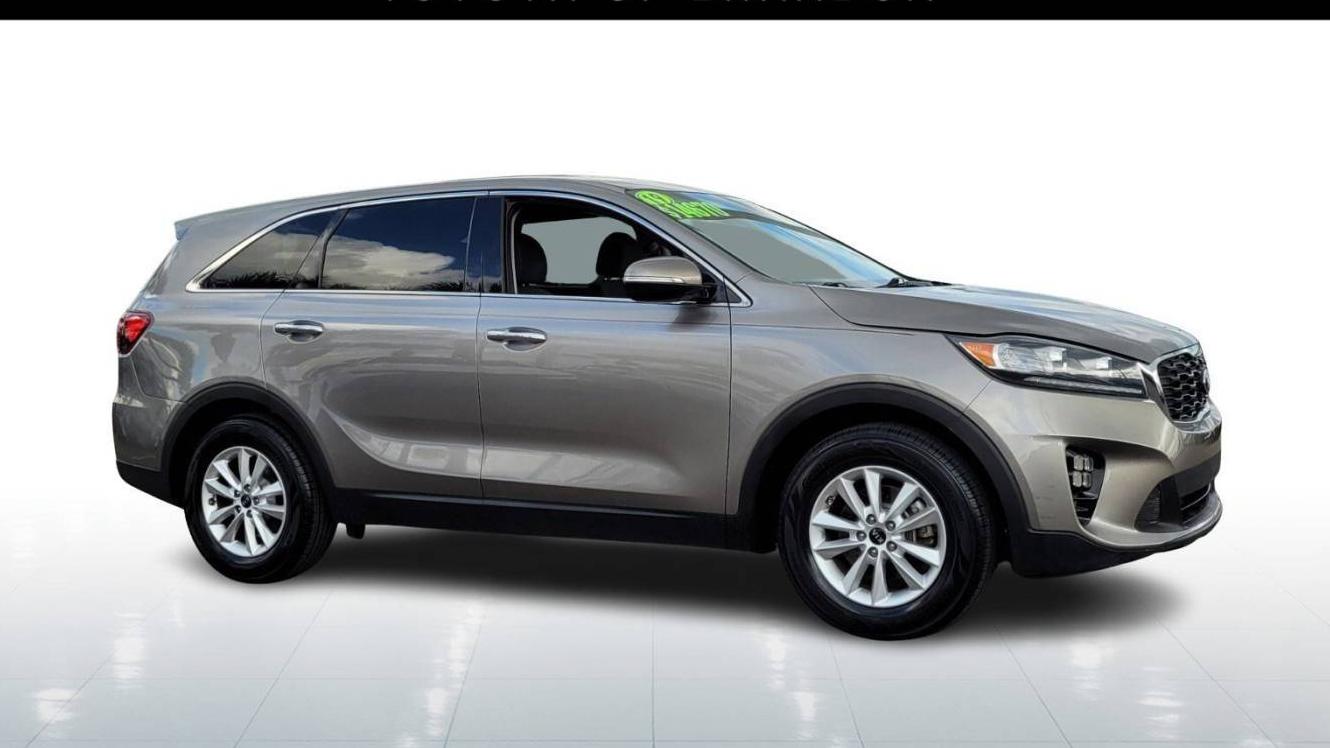 KIA SORENTO 2019 5XYPG4A36KG432454 image