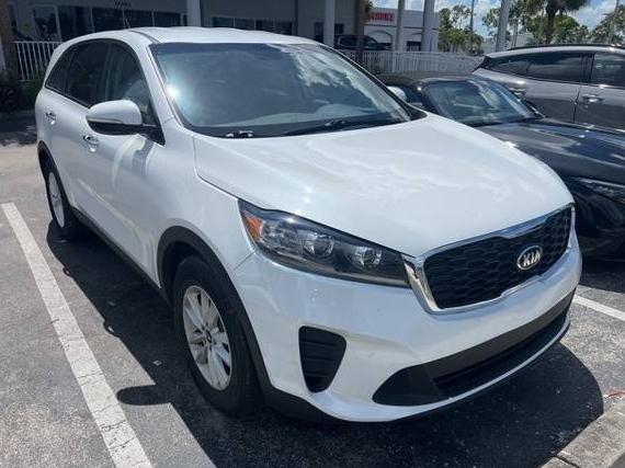 KIA SORENTO 2019 5XYPG4A58KG501890 image