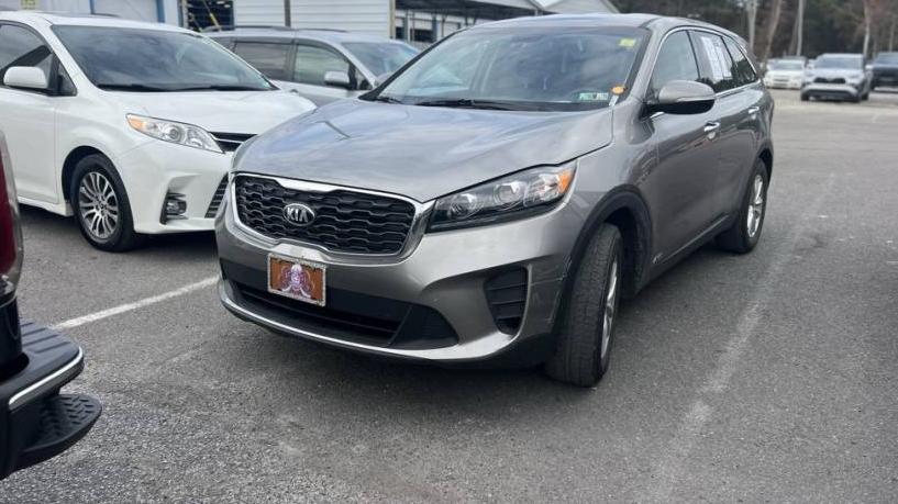 KIA SORENTO 2019 5XYPGDA57KG488355 image