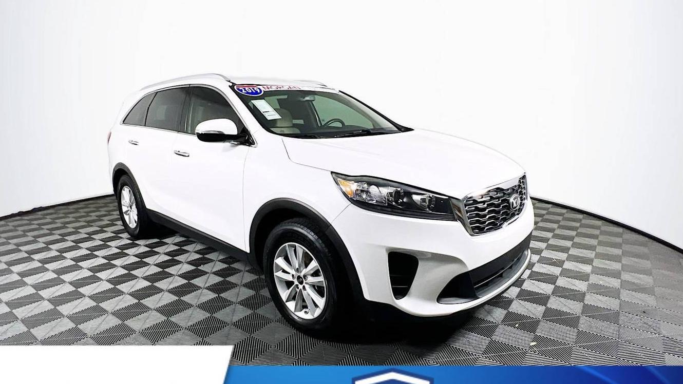 KIA SORENTO 2019 5XYPG4A31KG591351 image