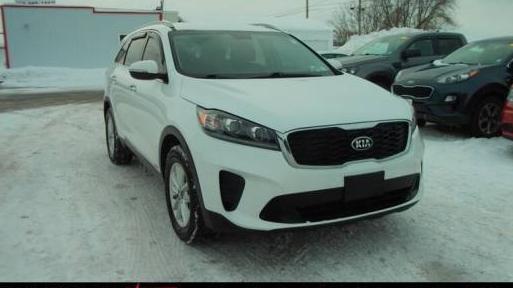 KIA SORENTO 2019 5XYPGDA38KG439468 image