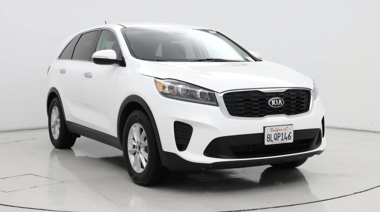 KIA SORENTO 2019 5XYPG4A5XKG554400 image