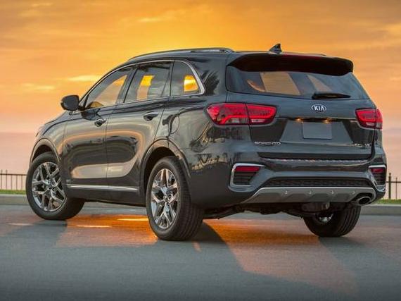 KIA SORENTO 2019 5XYPG4A30KG589588 image