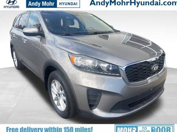 KIA SORENTO 2019 5XYPG4A35KG435586 image