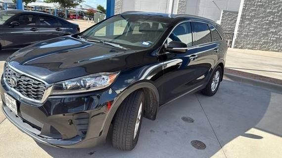 KIA SORENTO 2019 5XYPG4A33KG451947 image