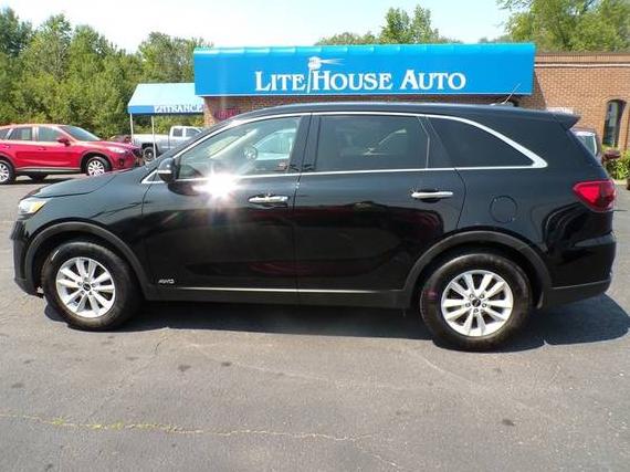 KIA SORENTO 2019 5XYPGDA31KG570922 image