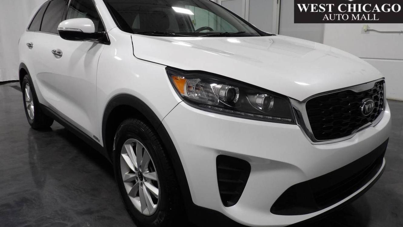 KIA SORENTO 2019 5XYPGDA38KG551199 image