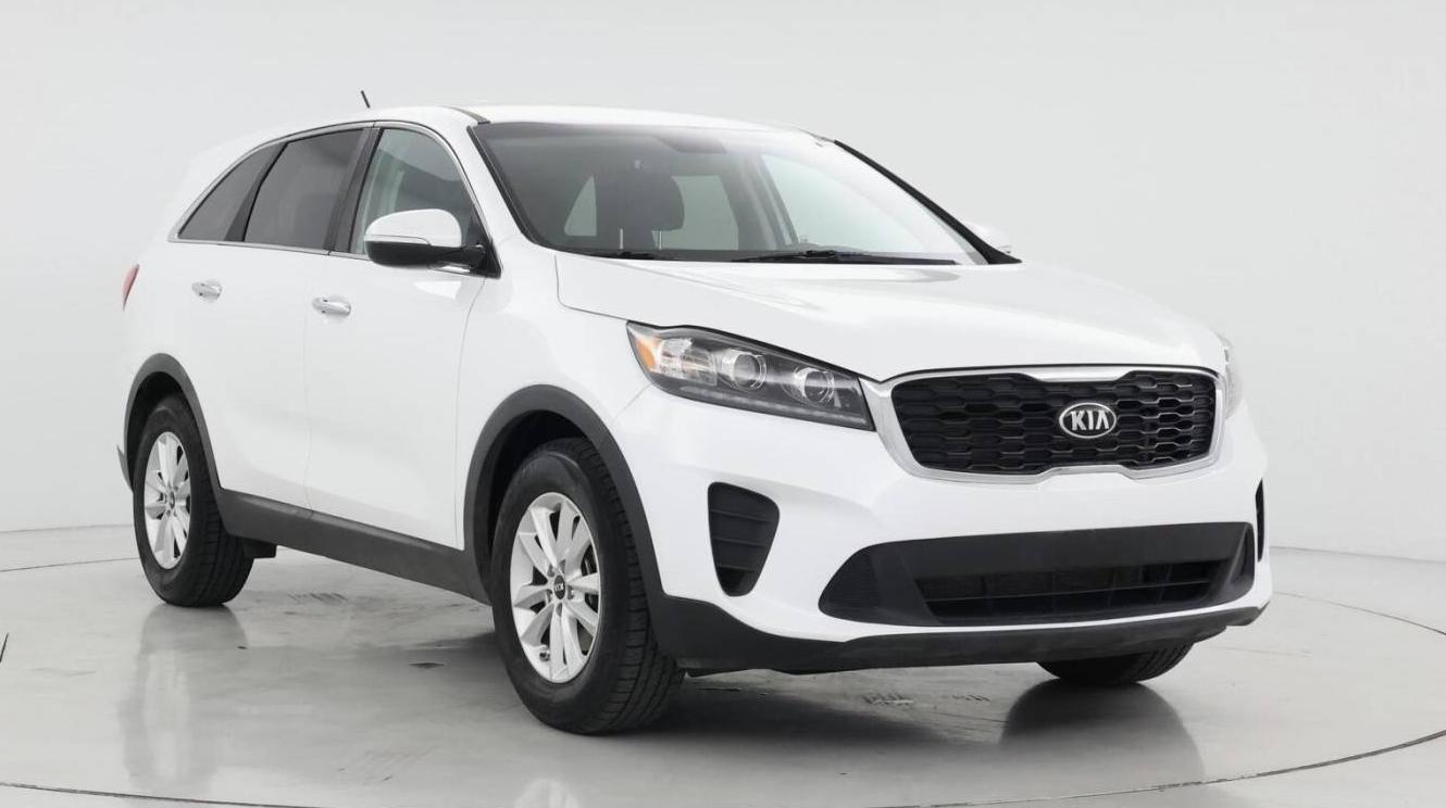 KIA SORENTO 2019 5XYPG4A57KG490395 image