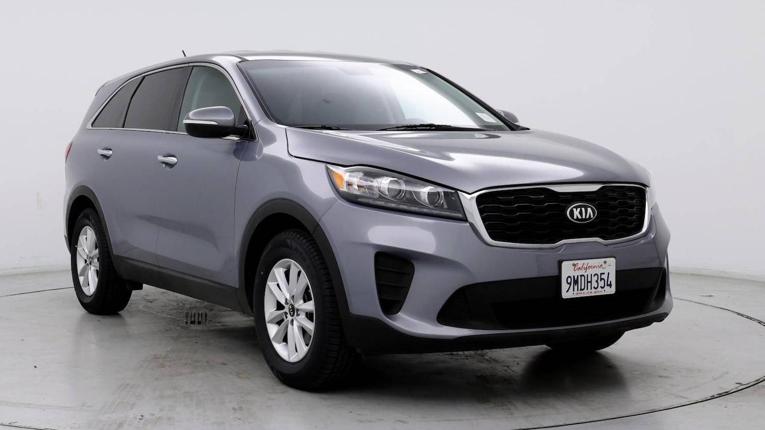 KIA SORENTO 2019 5XYPG4A3XKG603402 image