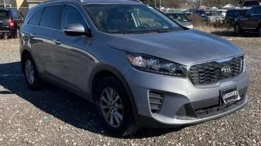 KIA SORENTO 2019 5XYPG4A32KG601174 image