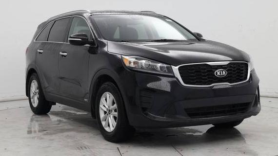 KIA SORENTO 2019 5XYPGDA37KG570939 image