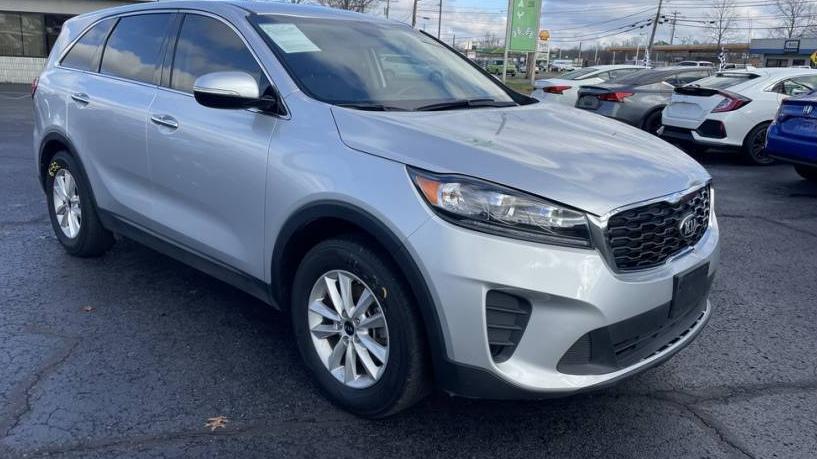 KIA SORENTO 2019 5XYPG4A39KG575060 image