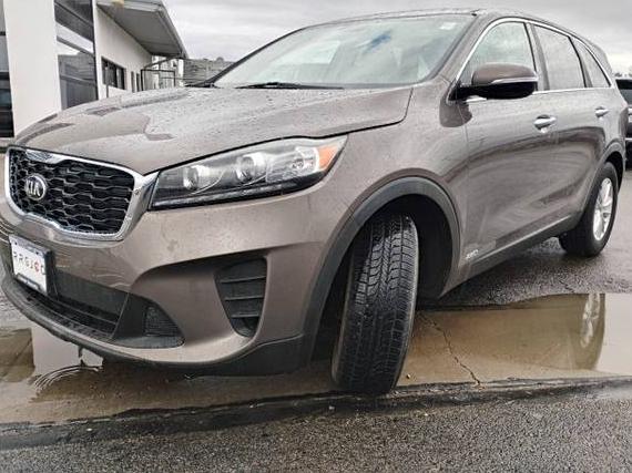 KIA SORENTO 2019 5XYPGDA37KG447805 image KIA SORENTO 2019 5XYPGDA37KG447805 image