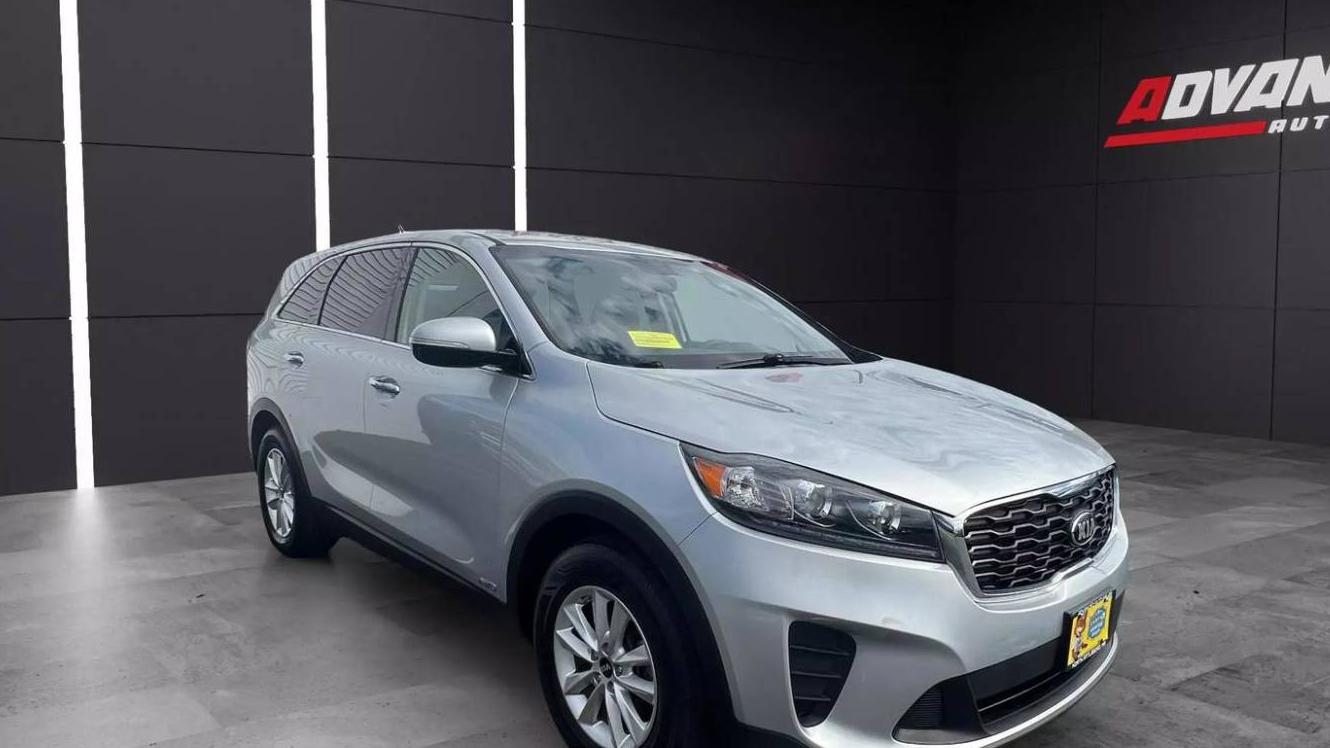 KIA SORENTO 2019 5XYPGDA59KG570099 image