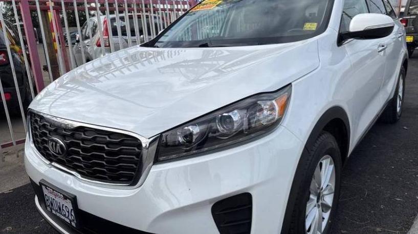 KIA SORENTO 2019 5XYPG4A54KG464501 image