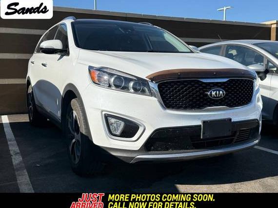 KIA SORENTO 2018 5XYPHDA13JG359019 image