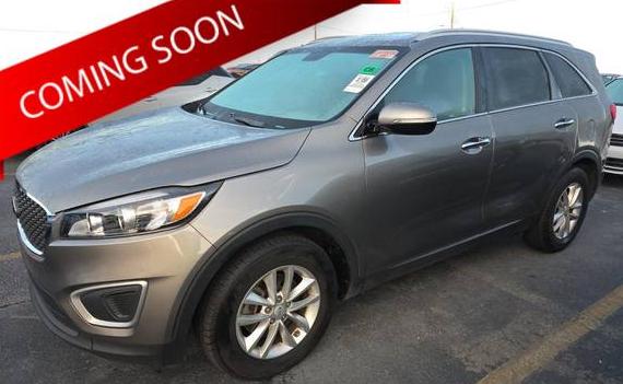 KIA SORENTO 2018 5XYPG4A37JG372876 image