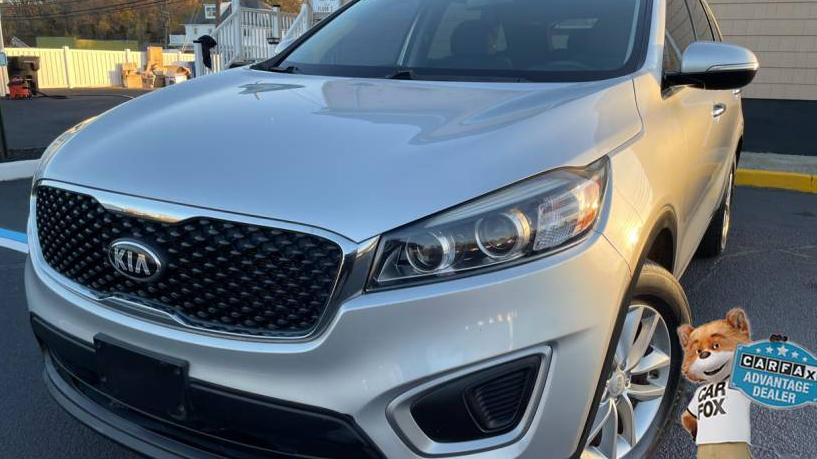 KIA SORENTO 2018 5XYPG4A57JG375603 image