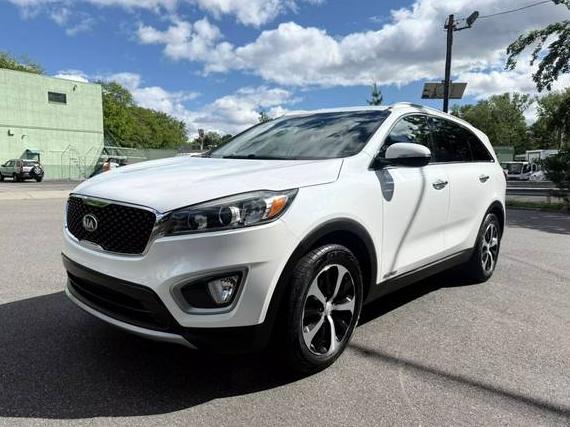 KIA SORENTO 2018 5XYPHDA51JG405238 image