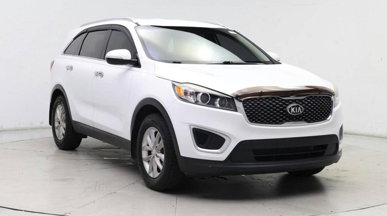 KIA SORENTO 2018 5XYPG4A31JG402003 image