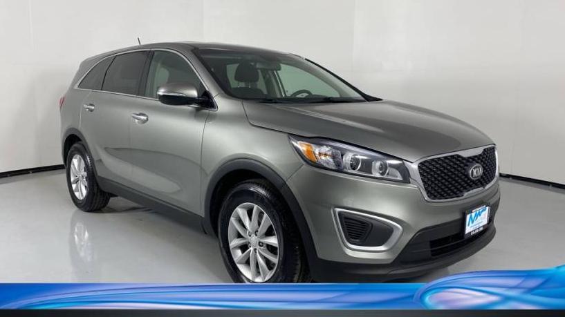 KIA SORENTO 2018 5XYPG4A35JG412081 image