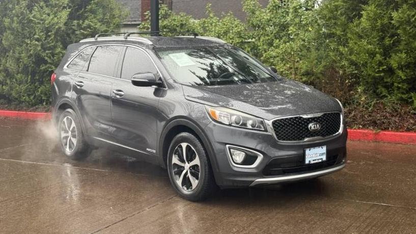 KIA SORENTO 2018 5XYPHDA57JG369135 image