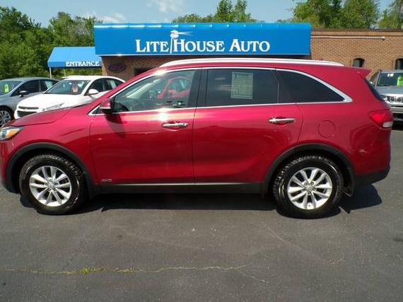 KIA SORENTO 2018 5XYPGDA32JG367892 image