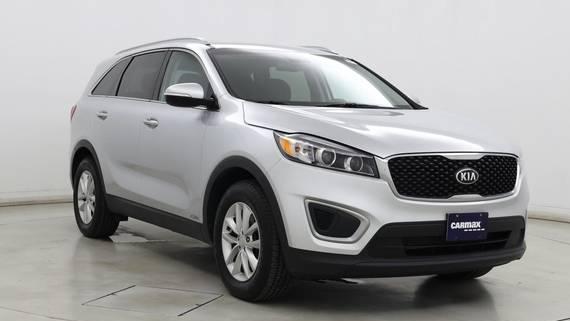 KIA SORENTO 2018 5XYPGDA30JG352744 image
