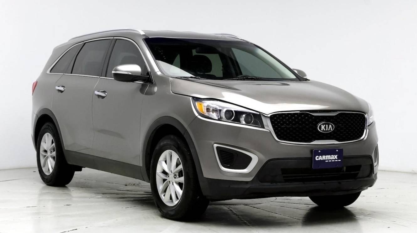 KIA SORENTO 2018 5XYPG4A36JG358581 image