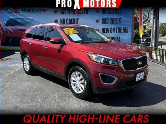 KIA SORENTO 2018 5XYPG4A38JG348425 image