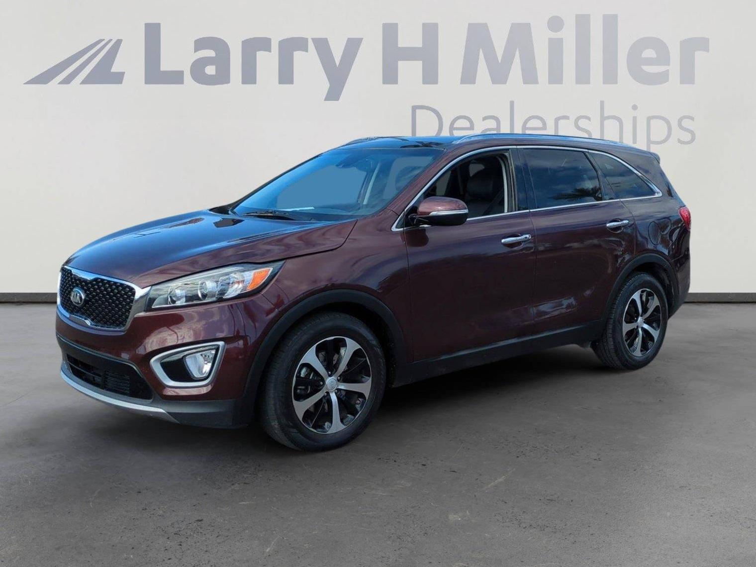 KIA SORENTO 2018 5XYPH4A57JG358376 image