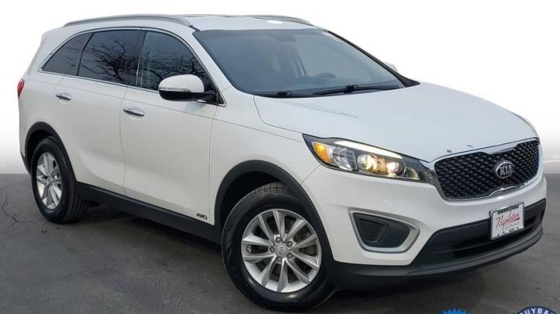 KIA SORENTO 2018 5XYPGDA35JG432332 image