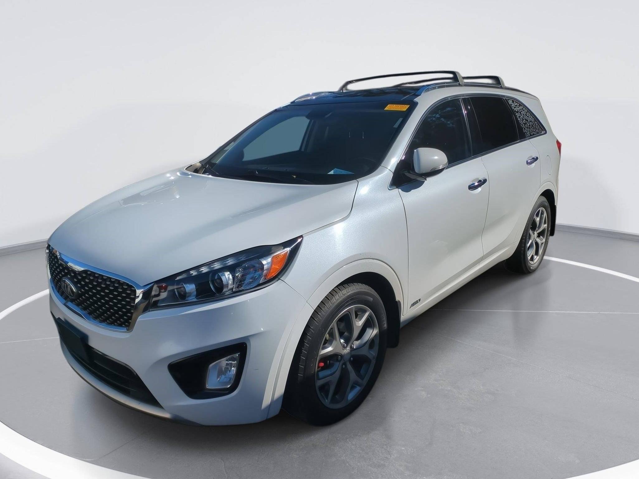 KIA SORENTO 2018 5XYPKDA50JG418399 image